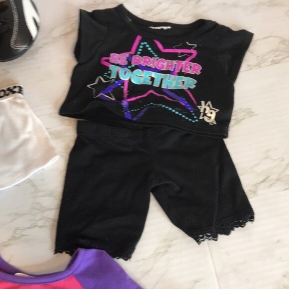 Build a bear BAB brown teddy bear plush with soccer shoes and outfits bundle - Picture 4 of 14